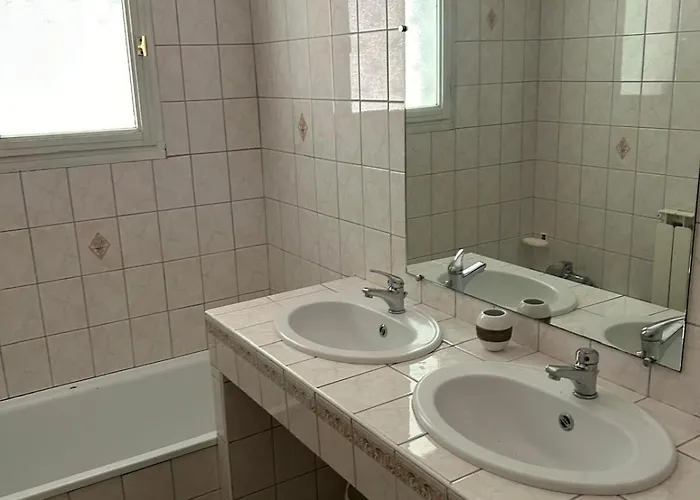 Дом отдыха Nature Stay, French *